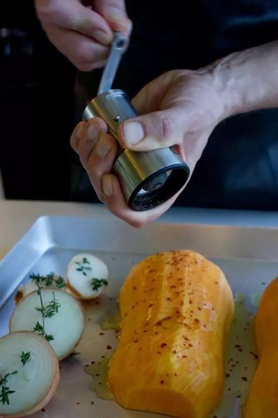 Млин для цілих, сушених спецій Crushgrind Copenhagen 10 см  068010-3001 фото